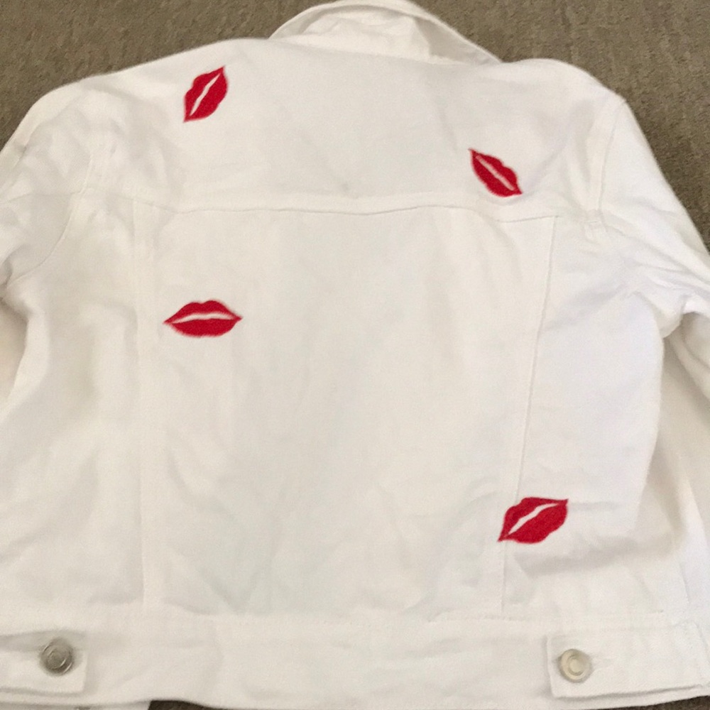 Embroidered denim jacket - Picture 3 of 6